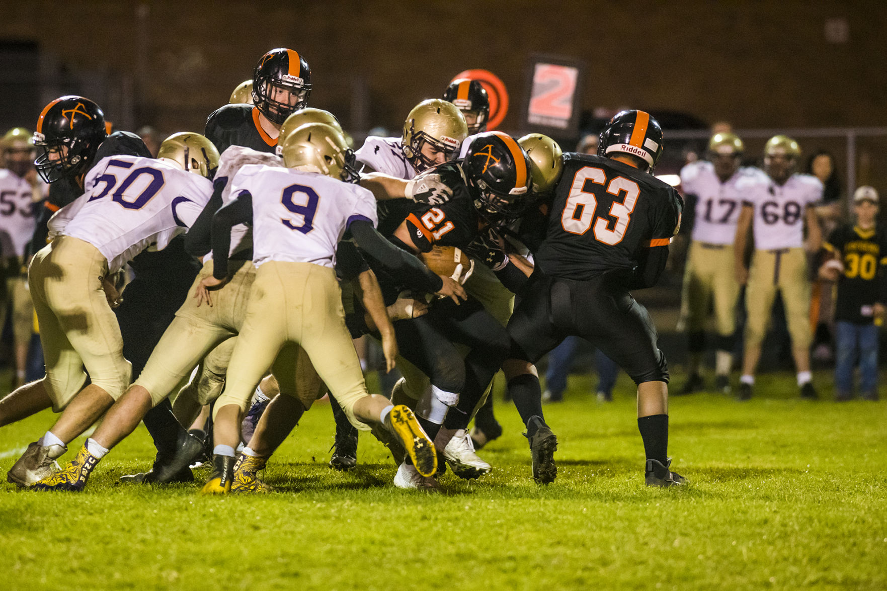 Football: Onalska @ Rainier